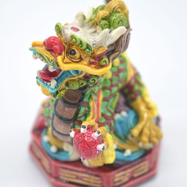 辰 龍の置物 青龍 樹脂製 9cm 東 守護神 四神相応 彩色済み パワー