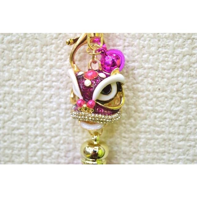 メール便OK】 獅子 七宝焼き キーホルダー フサ付き 金属製 桃 ピンク