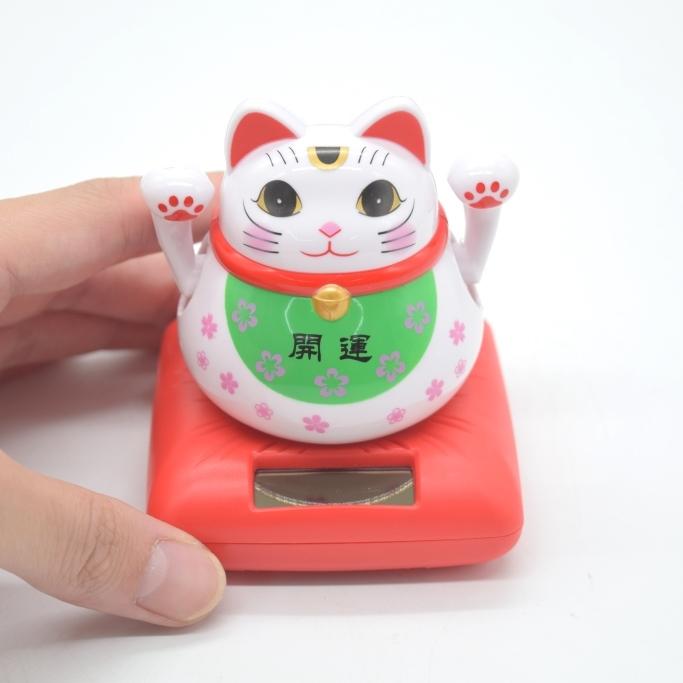招き猫 ソーラー 太陽光 電池不要 雑貨 プラスチック製置物 両腕稼働