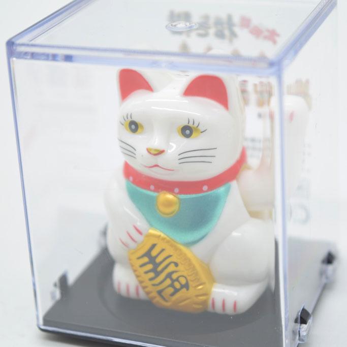招き猫 ソーラー 選べる二種類 太陽光 電池不要 プラケース入り 雑貨