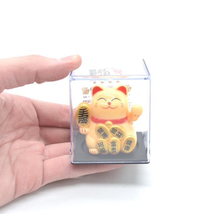 招き猫 ソーラー 太陽光 電池不要 プラケース入り 雑貨 プラスチック製