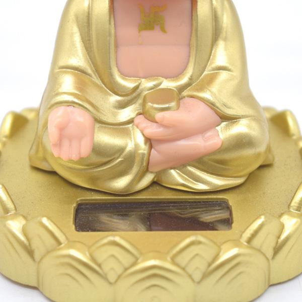 如来 置物 頷く仏像 ソーラー 太陽光 電池不要 プラスチック製