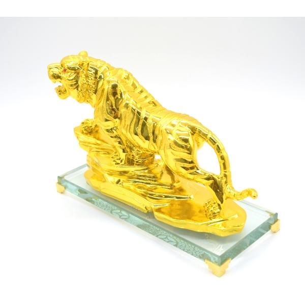 寅 虎 とら 樹脂製置物 ガラス台座 金色 16cm : 横浜中華街龍 - 通販
