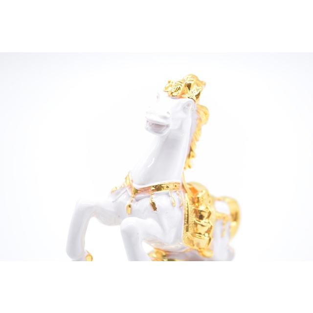 馬 ガラス台座 樹脂製置物 白 うまくいく 14cm |  | 04