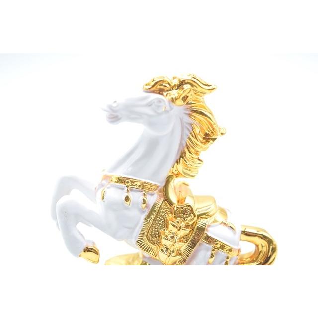 馬 ガラス台座 樹脂製置物 白 うまくいく 14cm |  | 07