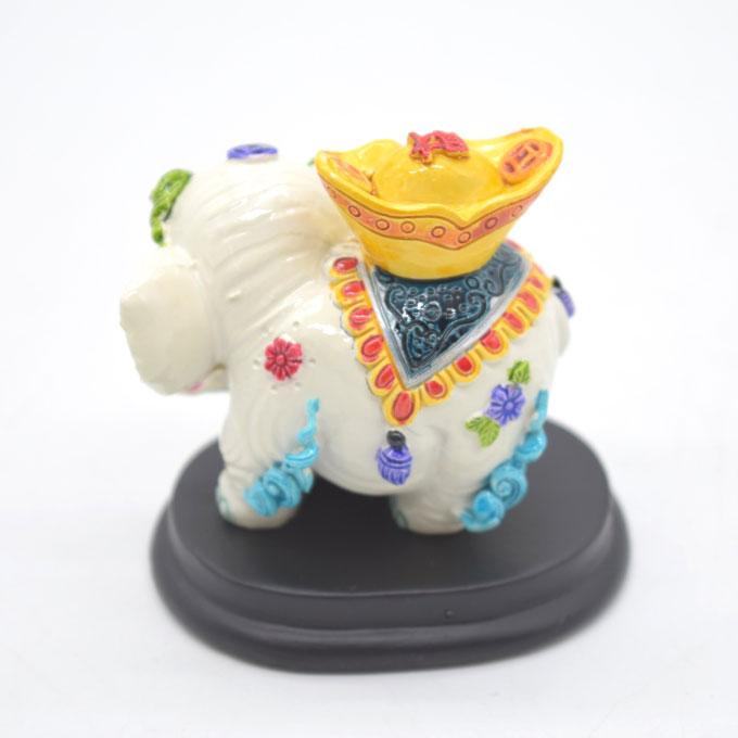 象 ゾウ 元宝乗せ フルカラー彩色 樹脂製置物 台座付き 8cm : 横浜中華
