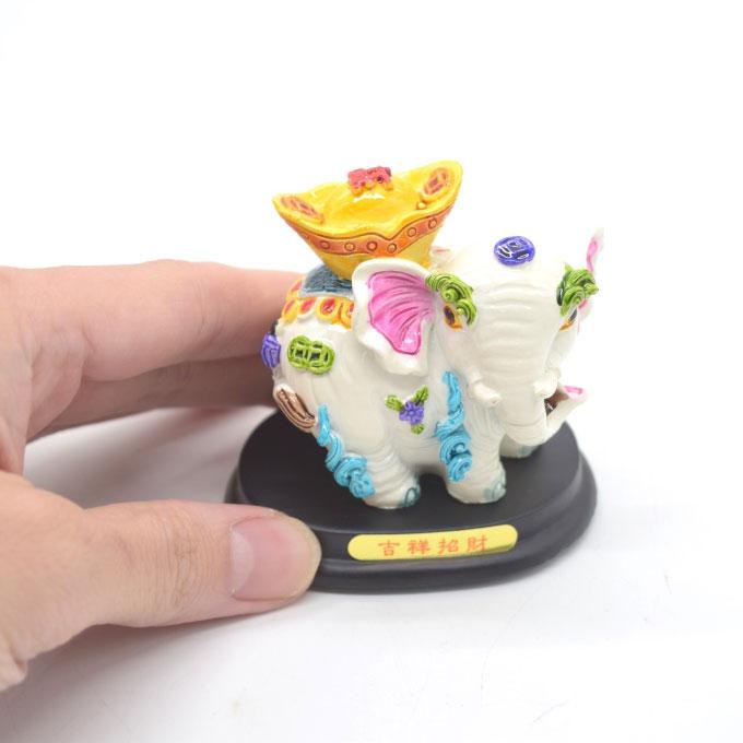 象 ゾウ 元宝乗せ フルカラー彩色 樹脂製置物 台座付き 8cm : 横浜中華