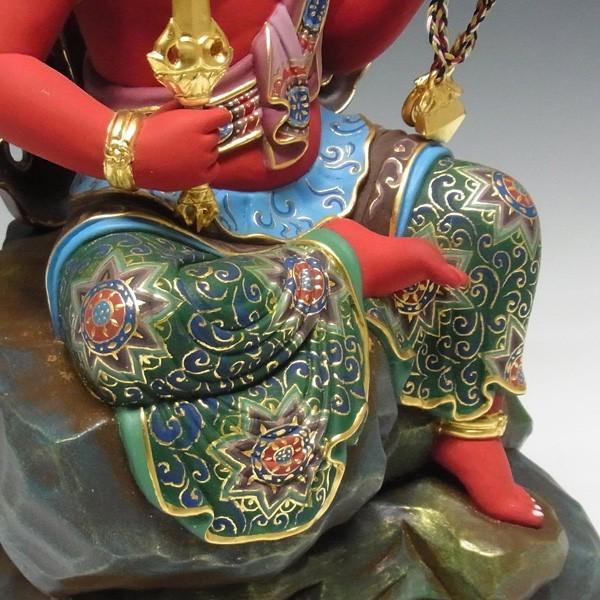 彩色不動明王 半跏坐像 高さ45cm 楠製 木彫り 仏像 : 仏像と縁起物の