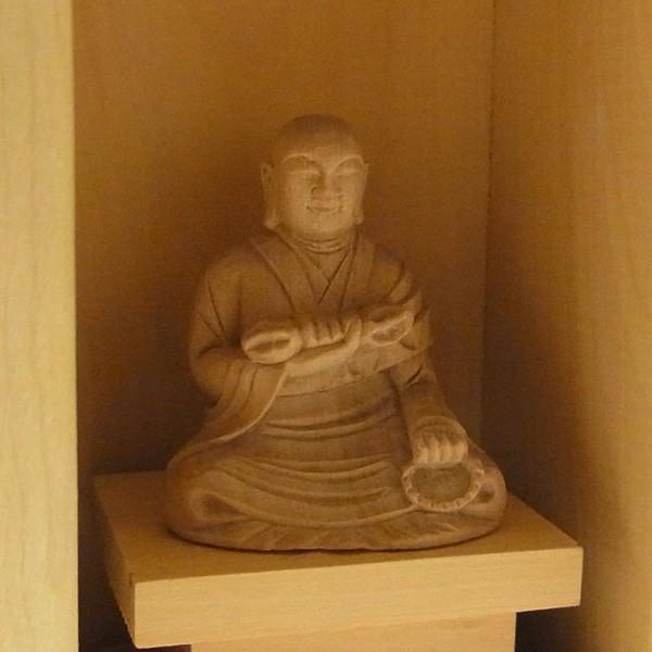 弘法大師 坐像 厨子入り仏像 木彫り 極小仏像 : 仏像と縁起物の専門店