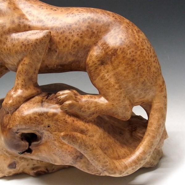 木彫　オブジェ 木彫りの豹（ヒョウ） 置物 杉 高さ33cm : 仏像と縁起物の専門店 龍祥