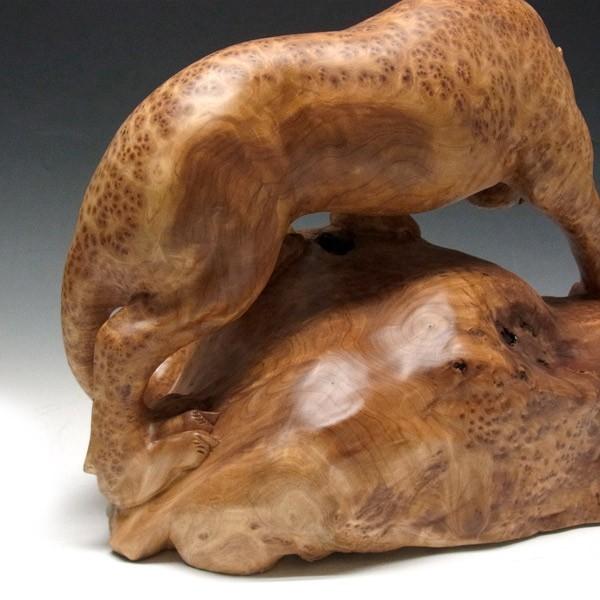 木彫りの物 楽天市場】杉 木彫りの豹(ヒョウ) 置物 高さ33cm [Ryusho] : 龍