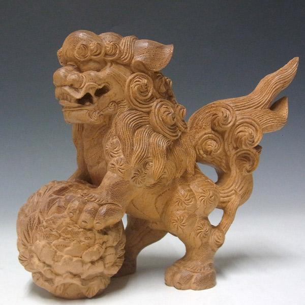 国産欅 木彫り 玉獅子 高さ15cm 置物 獅子狛犬 : 仏像と縁起物の専門店