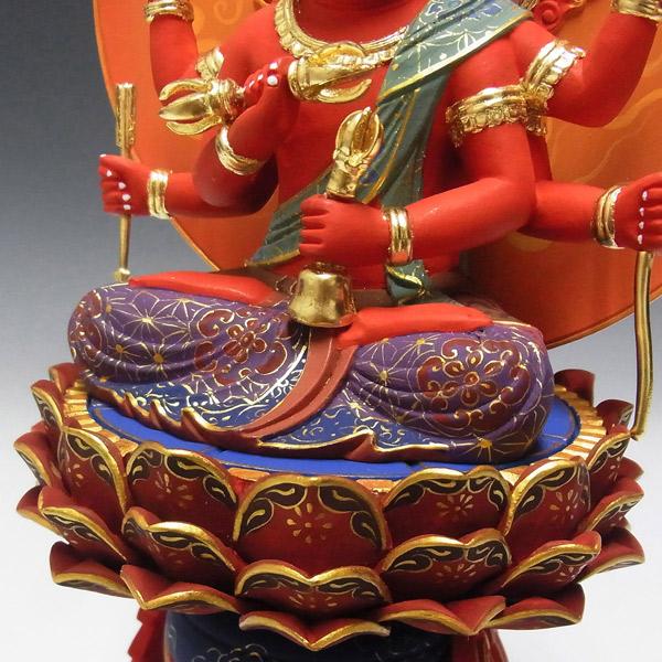 彩色愛染明王 坐像 高さ30cm カナダ桧製 木彫り 仏像 : 仏像と