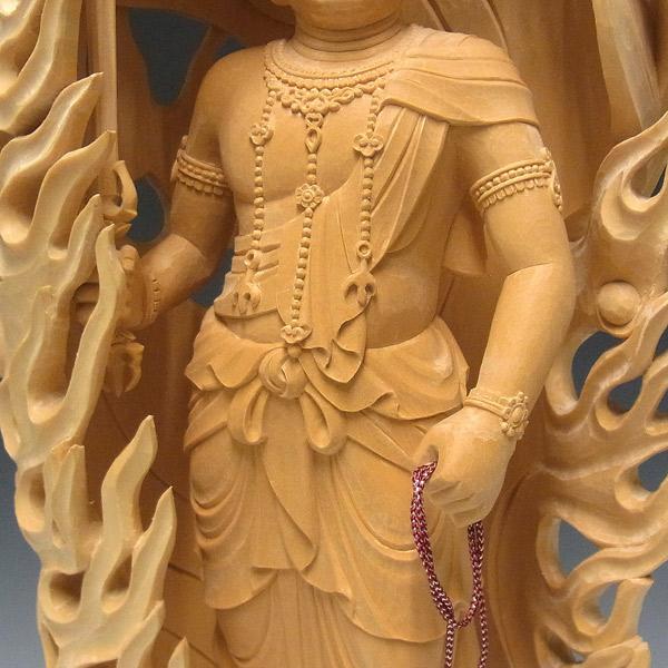 不動明王 立像 高さ59cm 火炎巻光背 桧製 木彫り 仏像 : 仏像と 不動明王 立像 高さ59cm 火炎巻光背 桧製 木彫り 仏像 : 仏像と