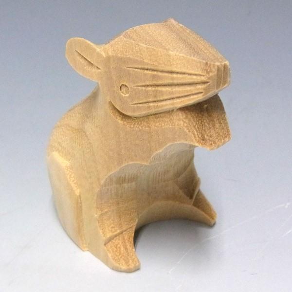 大黒ねずみ 木彫り ねずみ 置物 高さ6cm 干支 縁起物 楠製 鼠 手のひら