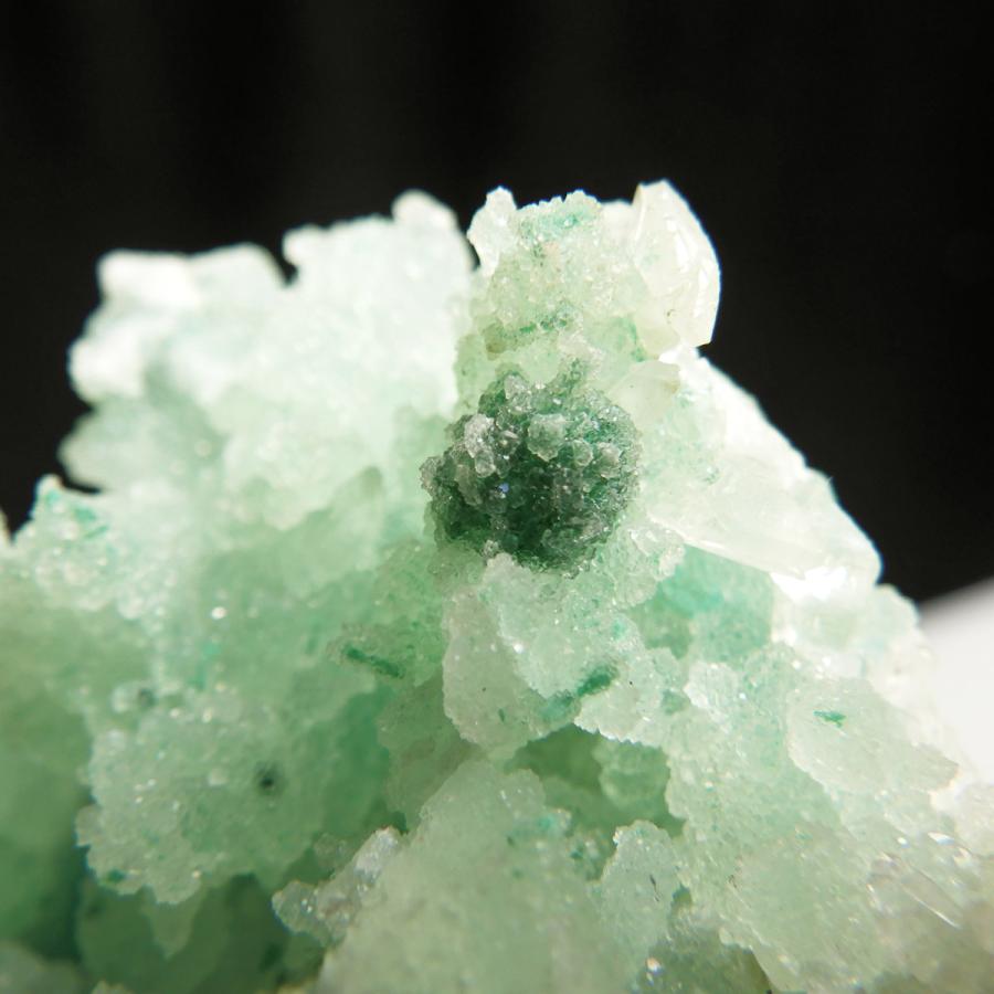 ジェムシリカ 原石 ペルー産 天然石 パワーストーン 鉱物 結晶 : 仏像