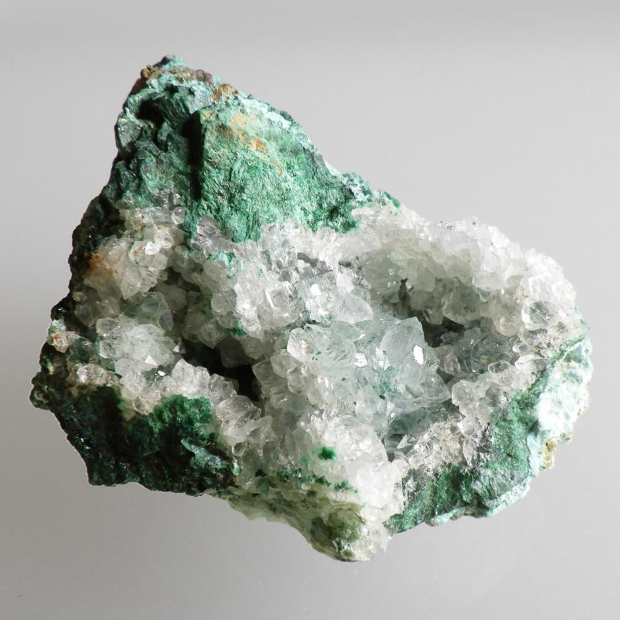 ジェムシリカ 原石 ペルー産 天然石 パワーストーン 鉱物 結晶 : 仏像
