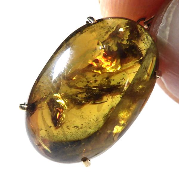 スフェーン k18 ペンダントトップ 8.23ct パキスタン産 天然石