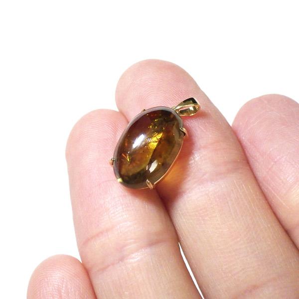 スフェーン k18 ペンダントトップ 8.23ct パキスタン産 天然石