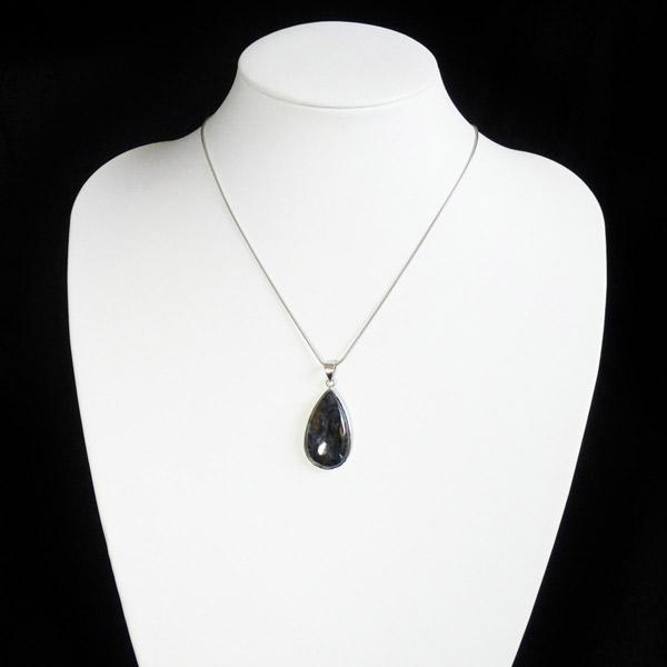 ブルーピーターサイト ペンダントトップ ナミビア産 天然石