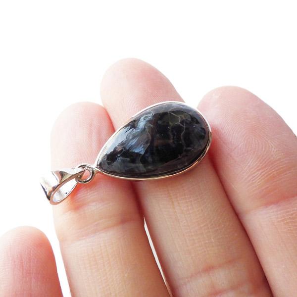 ブルーピーターサイト ペンダントトップ ナミビア産 天然石