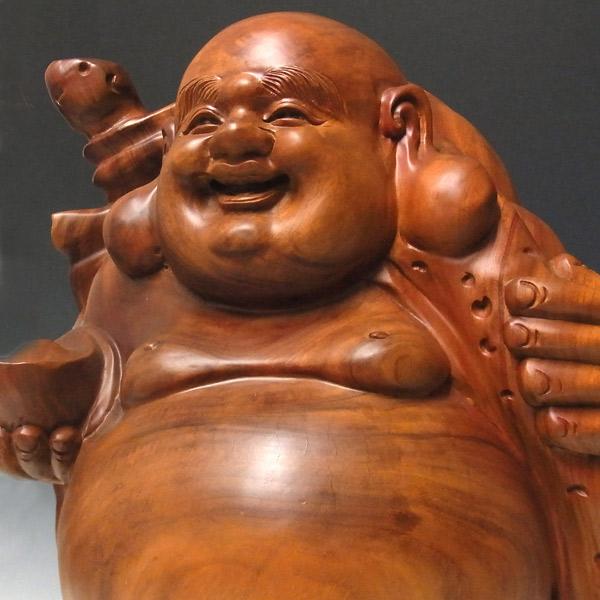 [当時物]布袋様 手彫り 木彫り 天然木 置物 縁起物 インテリア 楠 どっしりとした木彫りの布袋 52cm 置物 布袋様 : 仏像と縁起物の
