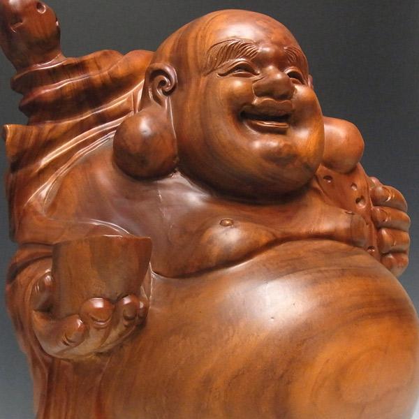 楠 どっしりとした木彫りの布袋 52cm 置物 布袋様 : 仏像と縁起物の