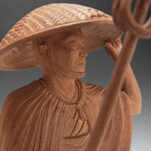 アンティーク木製 彫刻 人物像 約20cm 木製仏像風彫刻 約20cm - メルカリ