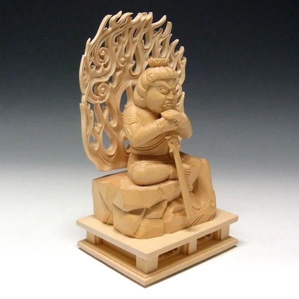 桧木精密彫刻版 不動明王像｜天然檜材使用・高さ28cm 天然木 檜材を使用 名人作 精密細工 木彫仏像 不動明王座像
