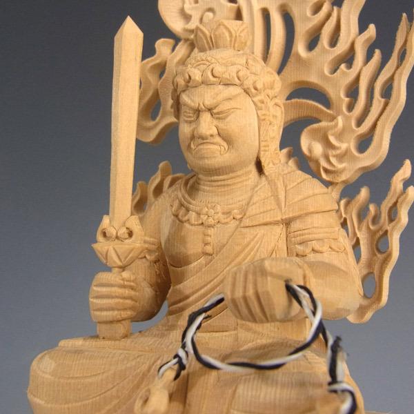 不動明王 坐像 高さ20cm 桧製 木彫り 仏像 : 仏像と縁起物の専門店 龍