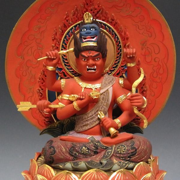 彩色愛染明王 坐像 高さ34cm 楠製 木彫り 仏像 : 仏像と縁起物の専門店