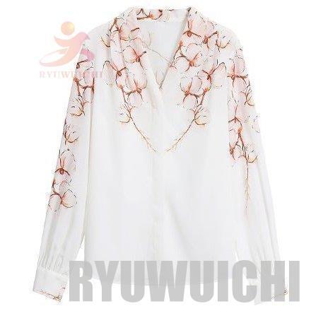 ブラウス トップス お花柄 プリント柄 Vネック 透け感 ボタン オフィスカジュアル 涼しげ 謝恩会 母親 2次会 パーティースタイル シンプル 懇談会 上等な