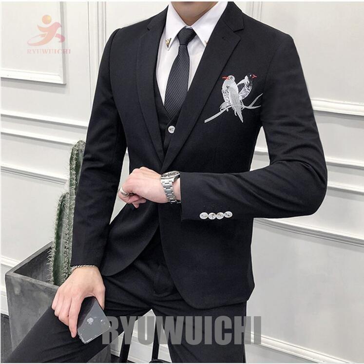 売れ筋がひ新作 韓国風 着痩せ 新作 鳥刺繍 お洒落 メンズスーツ 3色入 かっこいい 宴会 紳士 ビジネス 通勤 発表会 結婚式 ジャケット ズボン ベスト 3点セット その他スーツ フォーマル カラー ３ Www 11thspace Com