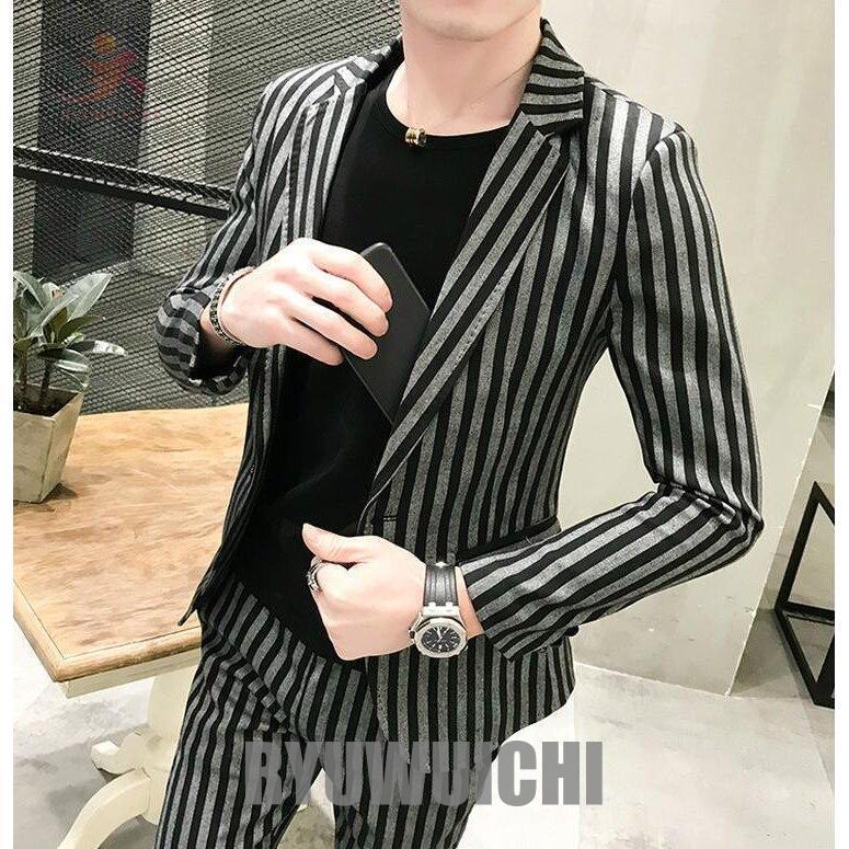 大人も着やすいシンプルファッション GOLD ストライプステンカラー