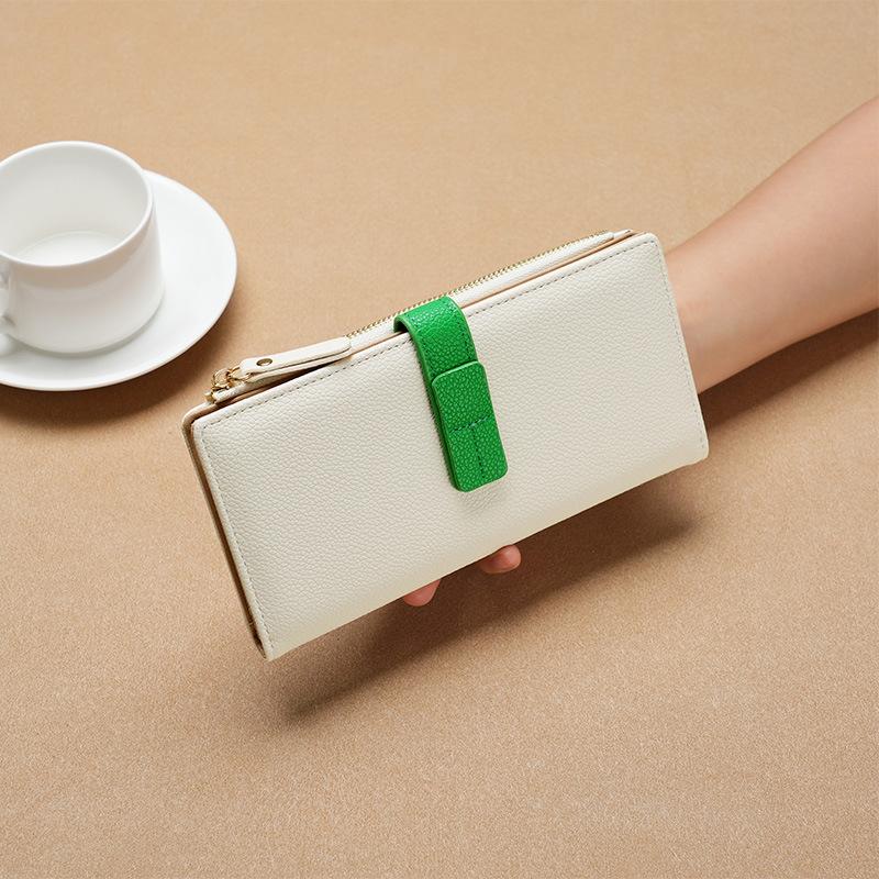 長財布 レディース 大容量 使いやすい カード 薄い 小銭入れ 仕切り