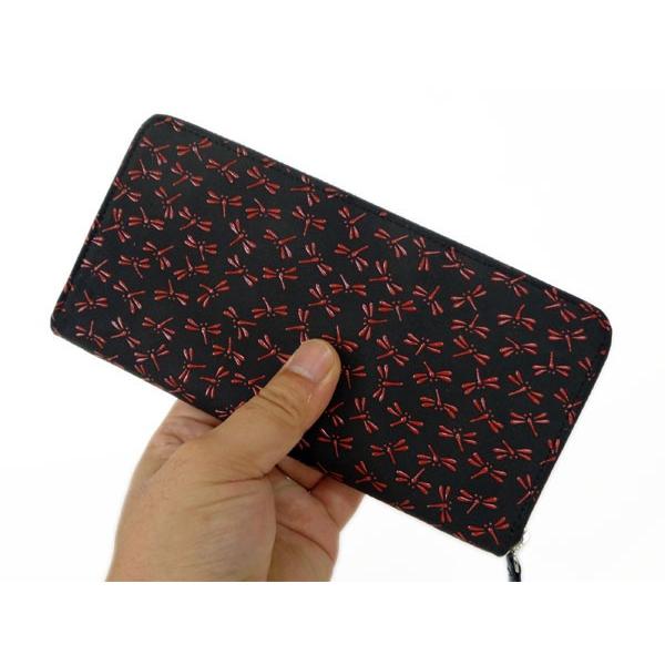 印傳屋（INDEN-YA） 印伝 長財布 束入 2111 黒地鹿革 赤漆 とんぼ柄