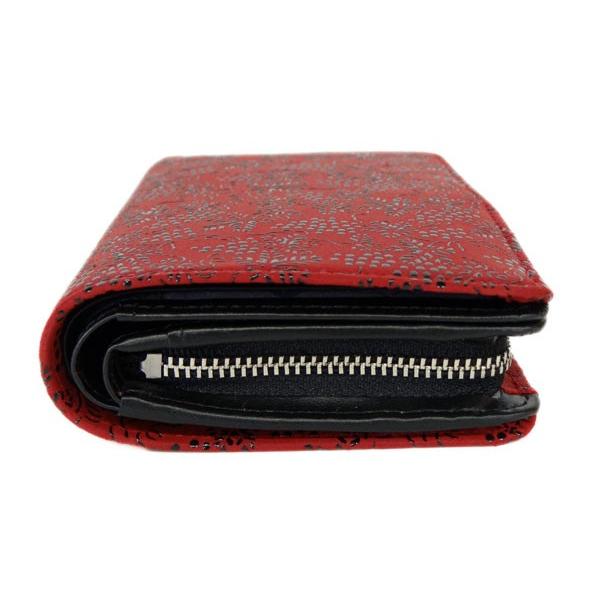 【未使用】印傳屋　印伝二つ折り財布　葡萄 印傳屋 印伝 財布 二つ折り札入 2205 赤地鹿革 白漆 葡萄柄