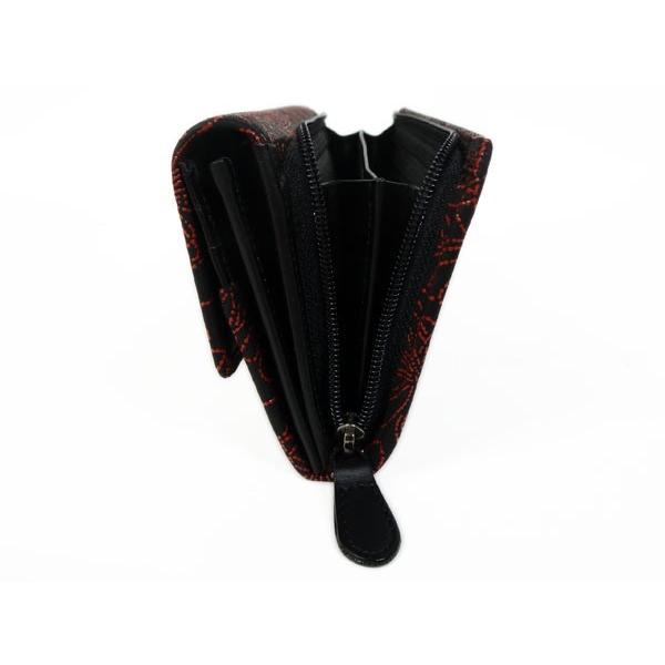 印傳屋 印伝 長財布 束入 2310 黒地鹿革赤漆 線菊小柄 爆買