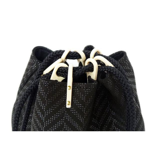 印傳屋（INDEN-YA） 印伝 合切袋 3004 黒地鹿革黒漆 杉綾柄 爆買