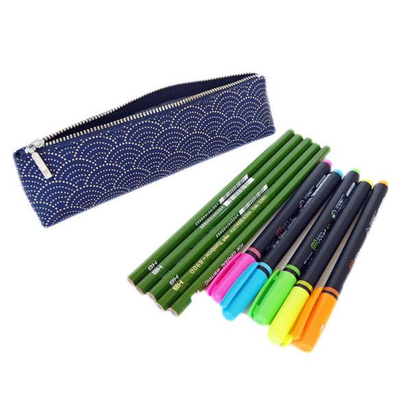 印傳屋（INDEN-YA） 印伝 ペンケースA 4604 紺地鹿革白漆 青海波柄