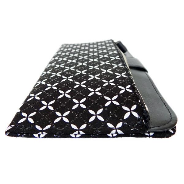 印傳屋（INDEN-YA） 印伝 長財布 束入 そよか 8804 黒地鹿革黒漆白更紗