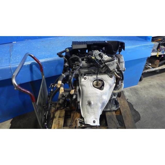 シエンタ(車) シエンタ 6AA-NHP170G エンジンASSY ハイブリッドX 7人