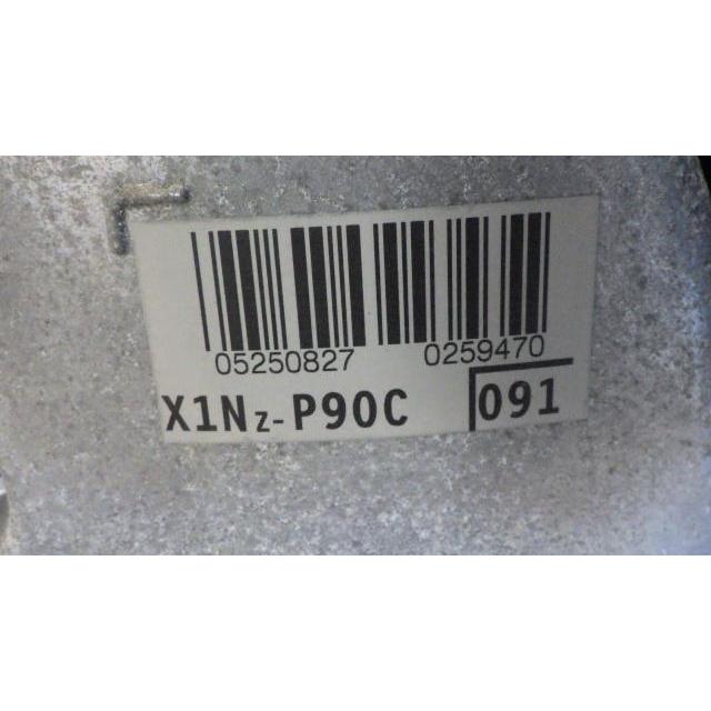 シエンタ(車) シエンタ 6AA-NHP170G エンジンASSY ハイブリッドX 7人