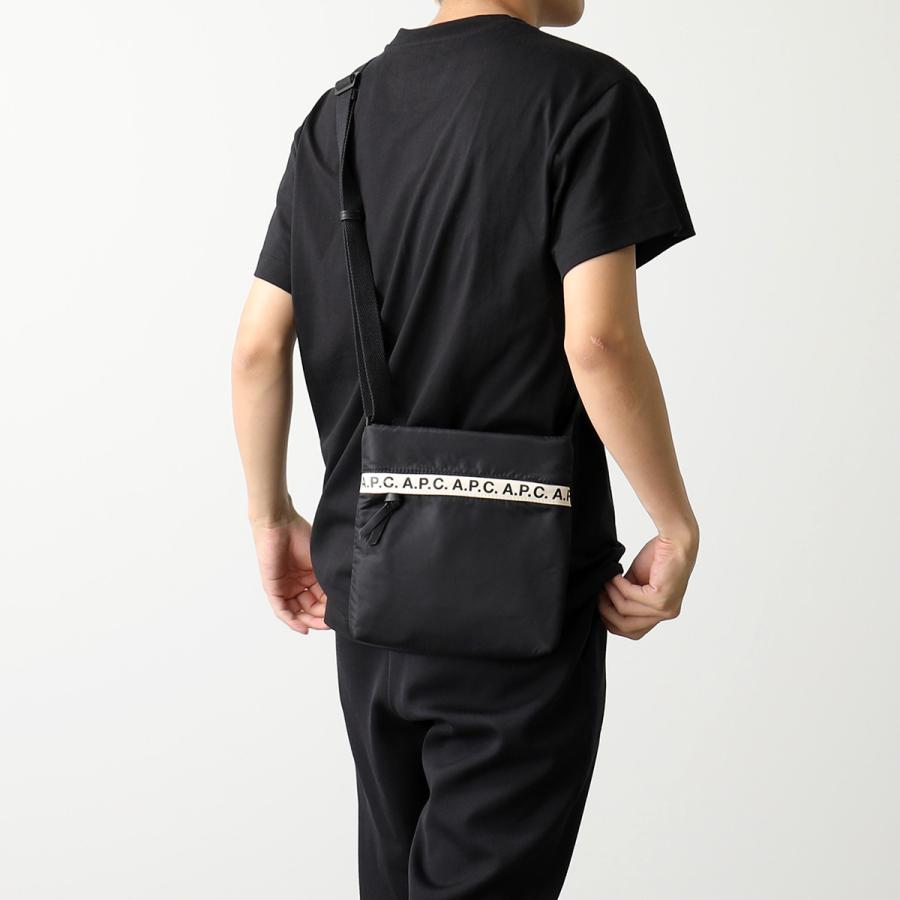 A.P.C.（アーペーセー） APC A.P.C. PAACL H61384 LZZ saccoche repeat