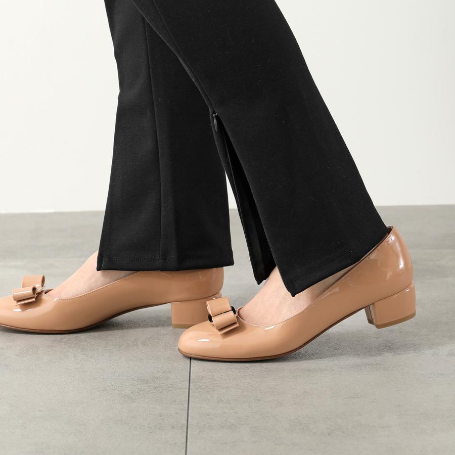 Salvatore Ferragamo ヴァラ　ハイヒール　パンプス FERRAGAMO（フェラガモ） ヒールパンプス VARA 1 591964 740693 753641