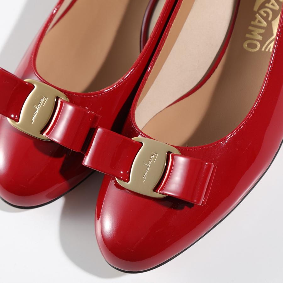 Ferragamo Flair パンプス フランボワーズ 8D FERRAGAMO（フェラガモ） ヒールパンプス VARA 1 591964 740693 753641