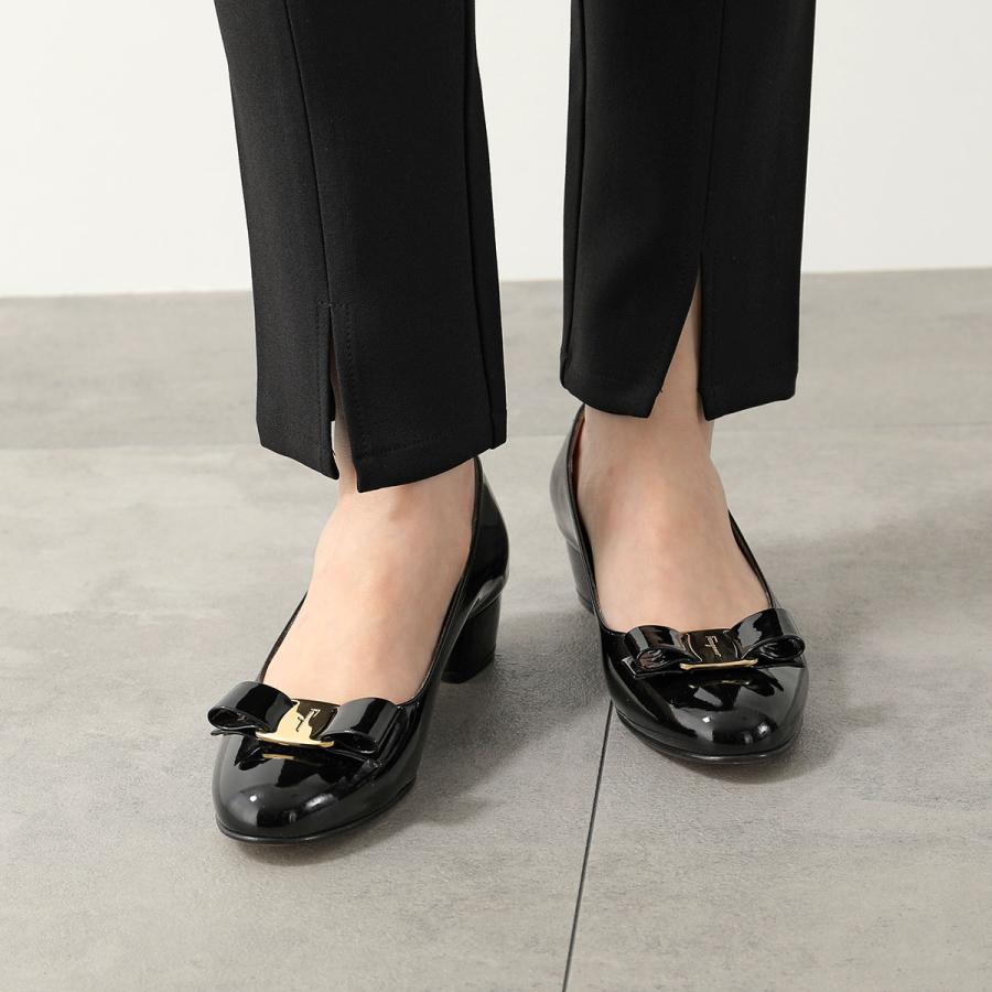 FERRAGAMO（フェラガモ） ヒールパンプス VARA 1 591963 529556 723350
