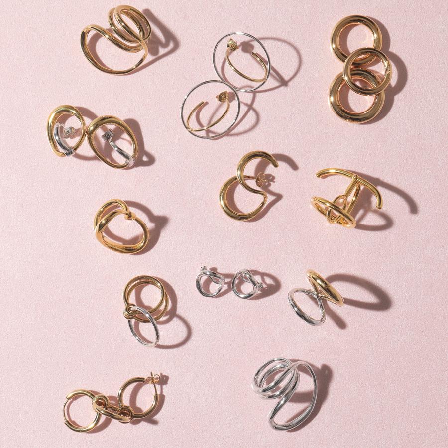 Charlotte Chesnais シャルロットシェネ リング Three Lovers Ring Charlotte Chesnais シャルロットシェネ リング Three Lovers Ring
