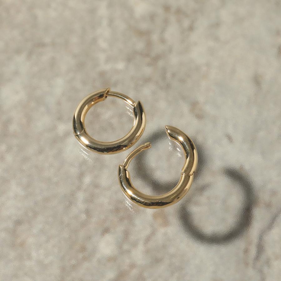 トムウッド ゴールド ピアス クラシック フープ シック スモール　片耳 TOMWOOD - 【再販売通知受付可能】Classic Hoops Small(GOLD