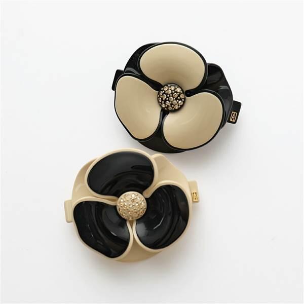 Alexandre De Paris アレクサンドル ドゥ パリ 6 02 カラー2色 バレッタ 髪留め ヘアーアクセサリー カメリア レディース インポートセレクト Musee 通販 Yahoo ショッピング